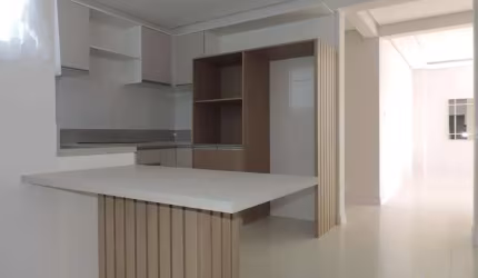 Apartamento com 3 quartos à venda no Centro, Caxias do Sul  por R$ 780.000