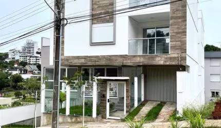 Apartamento com 3 quartos à venda na Colina Sorriso, Caxias do Sul  por R$ 699.000