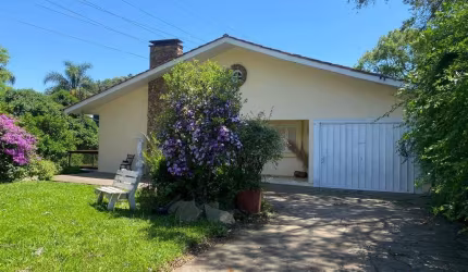 Casa com 4 quartos para alugar no São Luiz, Caxias do Sul  por R$ 7.000