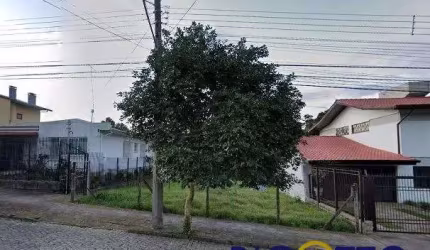 Terreno à venda no Petrópolis, Caxias do Sul  por R$ 490.000