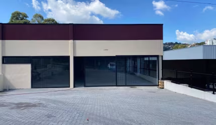 Ponto comercial para alugar no Cruzeiro, Caxias do Sul  por R$ 10.000
