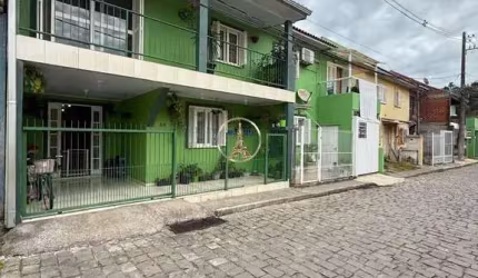 Casa em condomínio fechado com 3 quartos à venda no Esplanada, Caxias do Sul  por R$ 350.000