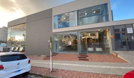Ponto comercial para alugar no Cruzeiro, Caxias do Sul  por R$ 1.700