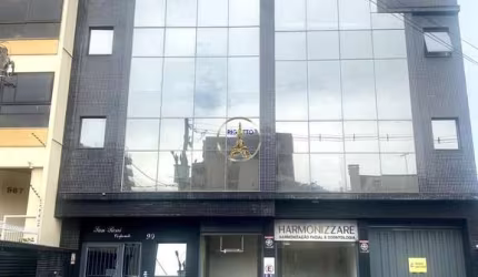 Sala comercial para alugar no Pio X, Caxias do Sul  por R$ 2.290