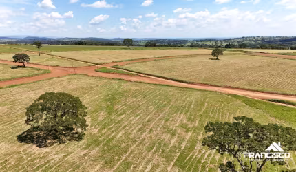 Terreno Residencial em Condomínio
