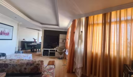 Oportunidade mega e única, apartamento com 4 quartos, sendo 1 suíte, sala e cômodos amplo, tudo para o conforto e lazer de seus familiares e amigos ,
