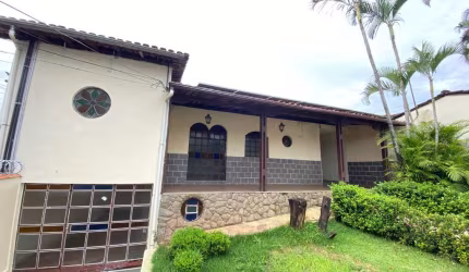 Casa de 3 quartos para alugar no Palmeiras