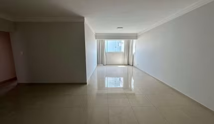 Apartamento à venda no Bairro Jardim Finotti com três quartos e 102m