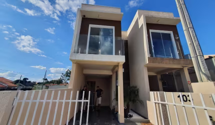 Sobrado Novo- UVARANAS- 75m² - Aceita Financiamento Bancário