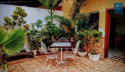 Casa com 2 quartos à venda na Rua Radeck Muzzi, --, Santa Amélia, Belo Horizonte por R$ 600.000
