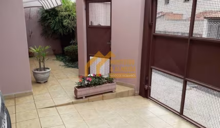 Casa a venda na Vila Novo Horizonte em Itapetininga
