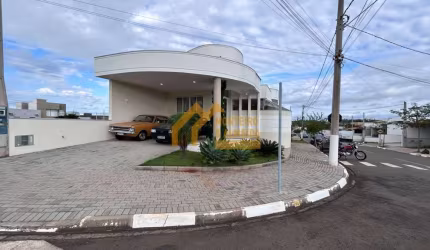 Casa a venda no Condominio Reserva das Paineiras em Itapetininga