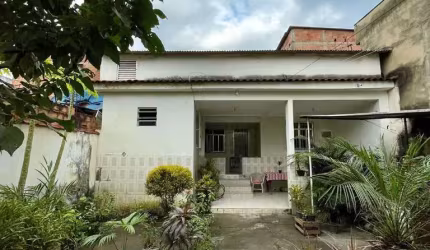Casa para Venda em Duque de Caxias, Chácaras Rio-Petrópolis, 2 dormitórios, 4 vagas