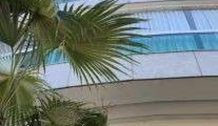 Apartamento com 2 Quartos à Venda, 130m