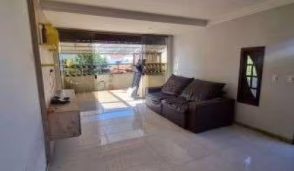 Casa com 2 Quartos para aluguel, 100m²