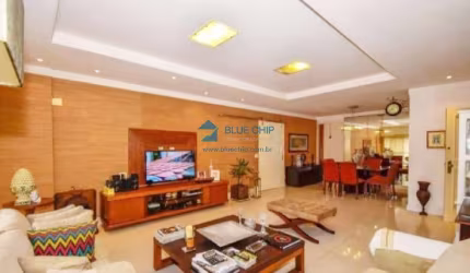 Apartamento à venda na Lagoa, com 03 quartos sendo 01 suíte, por R$2.300.000,00