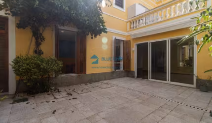 Casa à venda na Rua dos Oitis - Gávea com 356m² por R$6.900.000,00