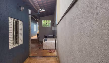 LINDA CASA COM TERRENO DE 400 m² À VENDA  NO CENTRO - JUNDIAÍ SP