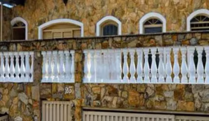 Imperdível: Casa à venda em Jundiaí-SP, Vila Isabel Eber! 4 quartos, 2 salas, 3 banheiros, 3 vagas de garagem, ecelente de área.