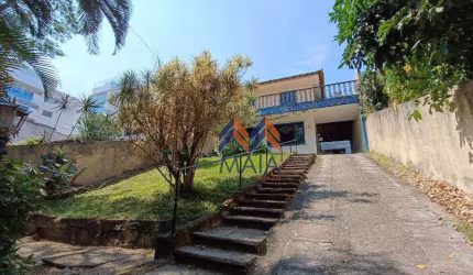 Sobrado com 5 dormitórios à venda, 388 m² por R$ 1.290.000,00 - Freguesia de Jacarepaguá - Rio de Janeiro/RJ