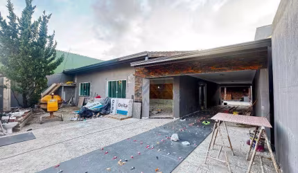 Casa com 4 dormitórios à venda, 215 m² por R$ 1.290.000,00 - Ipê - São José dos Pinhais/PR