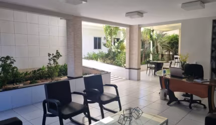 Prédio Comercial em Capim Macio - perto da Av. Roberto Freire