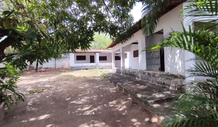 Casa em Cotovelo - esquina e perto da praia