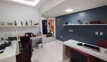 Casa no Conjunto Ponta Negra - comercial