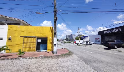 Loja / Ponto Comercial em Capim Macio - Village