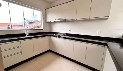 Apartamento semi mobiliado no centenário Ref. 5548