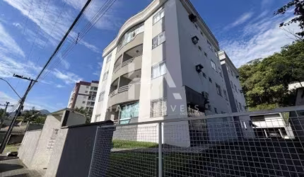 Apartamento no Jaraguá Esquerdo
