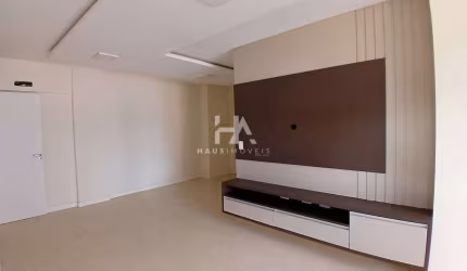 Apartamento semi mobiliado no centenário Ref. 5793