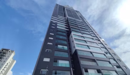 Apartamento com Sacada Gourmet - 02 vagas- em Frente ao Shopping Anália Franco!