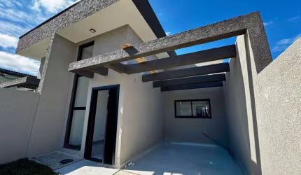 Casa à venda no bairro Boneca do Iguaçu - São José dos Pinhais/PR