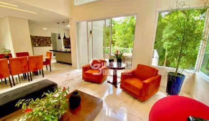 Casa Térrea de Alto Padrão com 3 Suítes no Condomínio Recanto dos Paturis, Vinhedo/SP