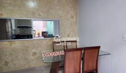 Casa com 3 dormitórios à venda, 110 m² por R$ 450.000,00 - Capela - Vinhedo/SP
