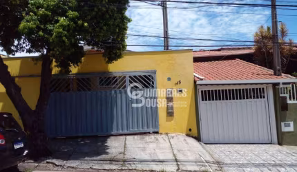 Casa à venda em amplo terreno , Jardim das Tulipas