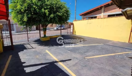 Casa com 4 dormitórios à venda, 442 m² por R$ 890.000,00 - Ivoturucaia - Jundiaí/SP