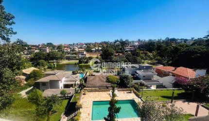 Residência Exclusiva à Venda no Condomínio Marambaia – 4 Suítes e Piscina Privativa