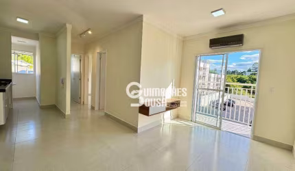 Apartamento com 2 dormitórios para locação em Vinhedo, com armários planejados, ar-condicionado, cooktop instalado e sacada com vista. Pronto para mor