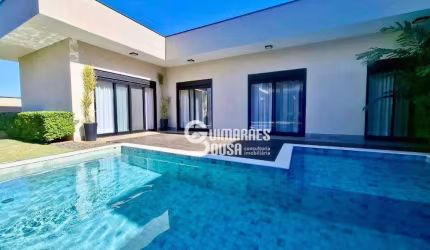 Oportunidade! Casa de Luxo no Melhor Condomínio de Vinhedo – 4 Suítes e Piscina e Vista para a Serra do Japi