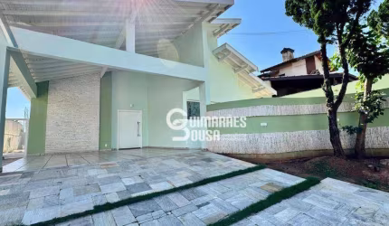 Casa Térrea no Condomínio Marambaia – 4 Dorms, Área Gourmet e Quadra Privativa – Vinhedo/SP