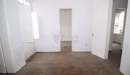 Aluguel de Casa Comercial no Centro de Pelotas