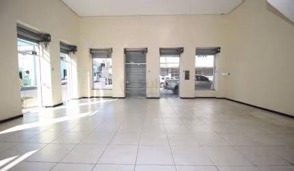Aluguel de Prédio Comercial com Ampla Sala na Parte Inferior e Mezanino