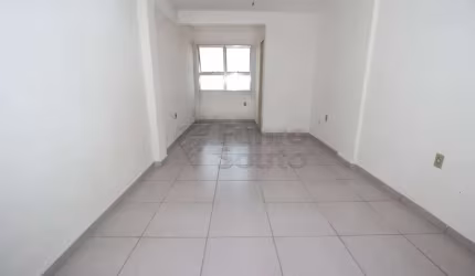 Comercial Sala em Condomínio em Pelotas