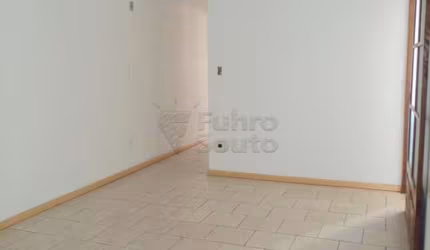 Apartamento no Edifício Montreal próximo as universidades.