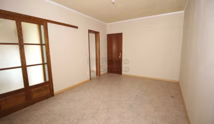 Apartamento de 2 Quartos no Edifício Residencial Montreal