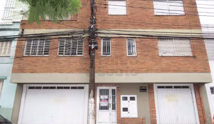 Imóvel a venda de 198m², 3 dormitórios e 1 suíte.