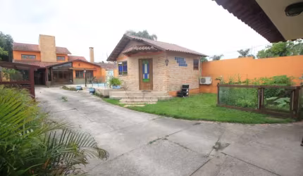 Sobrado amplo no Laranjal, próximo ao shopping mar de dentro.