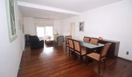 Apartamento Amplo com 3 Dormitórios e Suíte no Centro de Pelotas ? Edifício Simão Satte Allam
